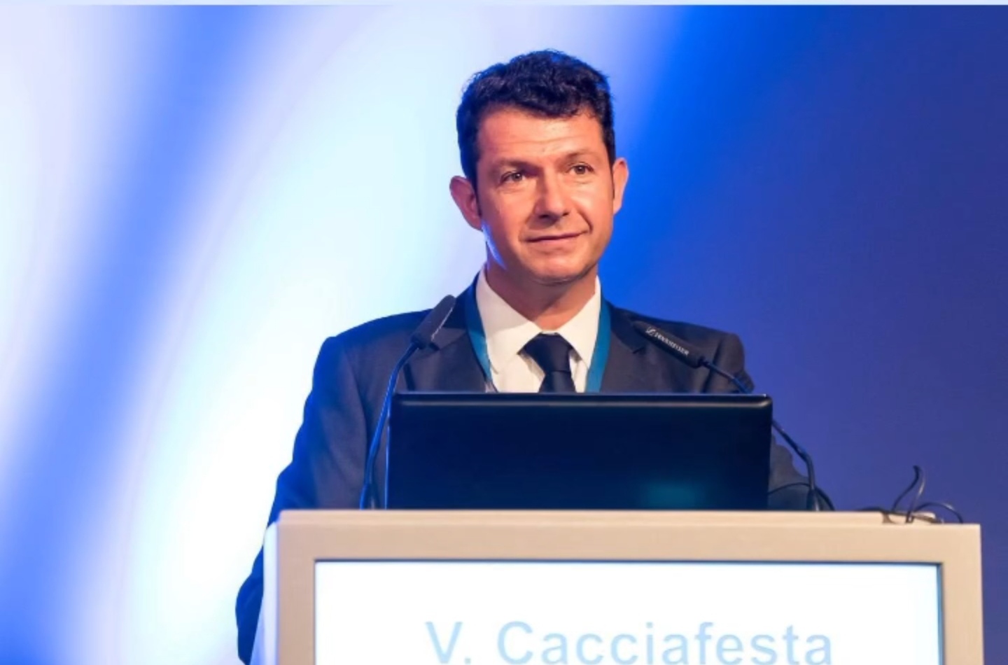 Vittorio Cacciafesta - specializzato in Ortodonzia Linguale ed Invisibile